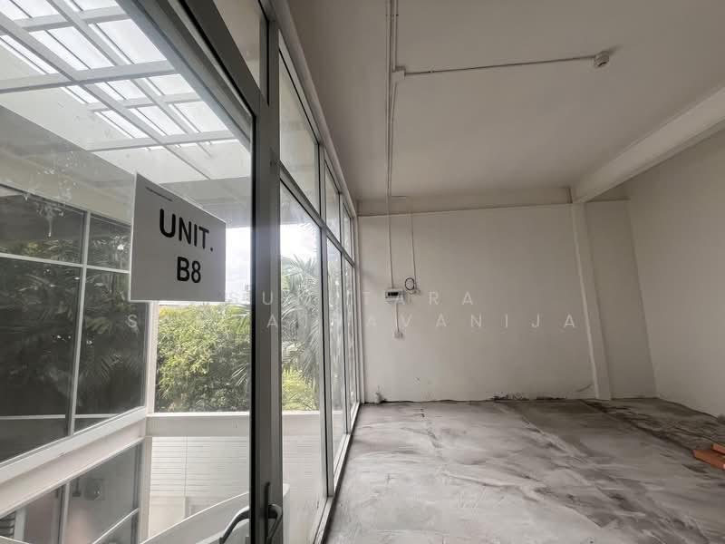 Space for rent Ari, Phahonyothin, Bangkok, Samsen Nai, Phaya Thai, Bangkok, , 27 sqm, Retail Space For Rent, by Sumitara Sampattavanija, 500479809 - DDproperty.com