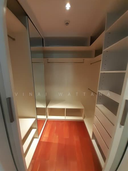 The Lakes, Bangkok, 123 Ratchadaphisek Road, Khlong Toei, Bangkok, 2 Bedrooms, 173 sqm, Condo For Rent, by Vinai Wattana, 500479832 - DDproperty.com