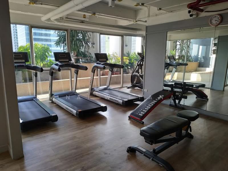 Silom Suite, Bangkok, Soi Sathorn 12, Sathorn Road, Silom, Bang Rak, Bangkok, 1 Bedroom, 44 sqm, Condo For Rent, by Vinai Wattana, 500479833 - DDproperty.com