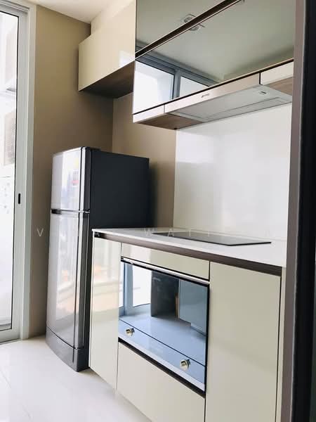The Room Sathorn, Bangkok, 78 Pan Road, Silom, Bang Rak, Bangkok, 1 Bedroom, 50 sqm, Condo For Rent, by Vinai Wattana, 500479835 - DDproperty.com