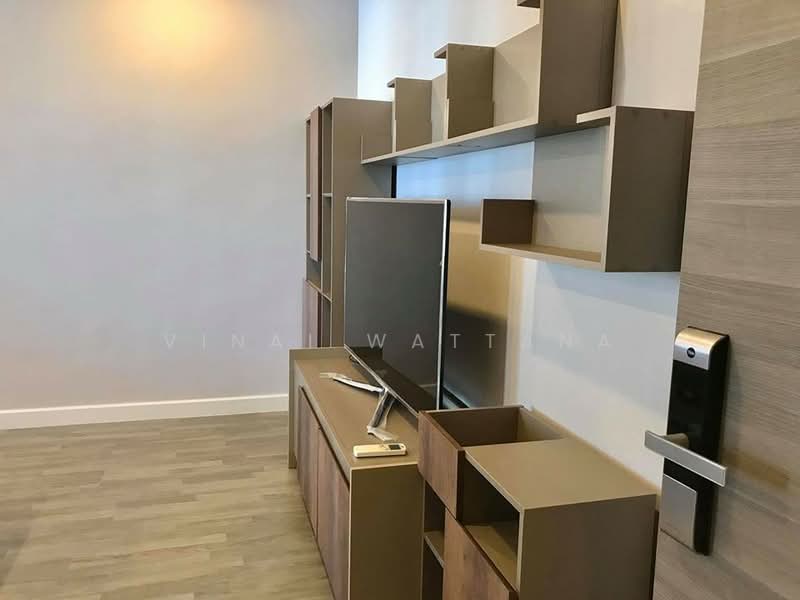 The Room Sathorn, Bangkok, 78 Pan Road, Silom, Bang Rak, Bangkok, 1 Bedroom, 50 sqm, Condo For Rent, by Vinai Wattana, 500479835 - DDproperty.com
