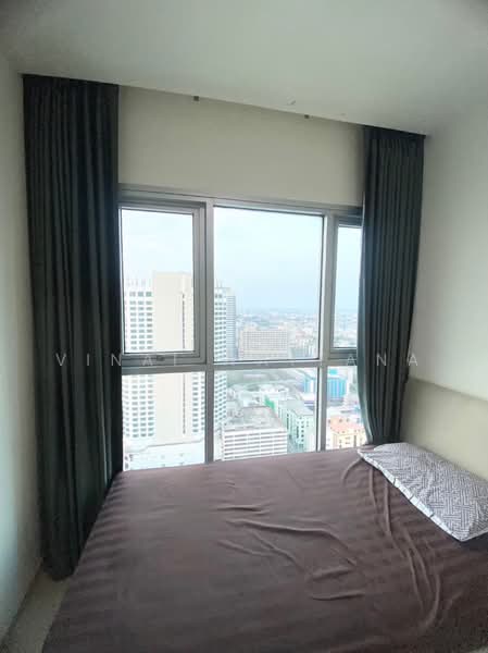 Life Ratchadapisek, Bangkok, 279 Ratchadapisaek Road, Huai Khwang, Bangkok, 2 Bedrooms, 55 sqm, Condo For Rent, by Vinai Wattana, 500479839 - DDproperty.com