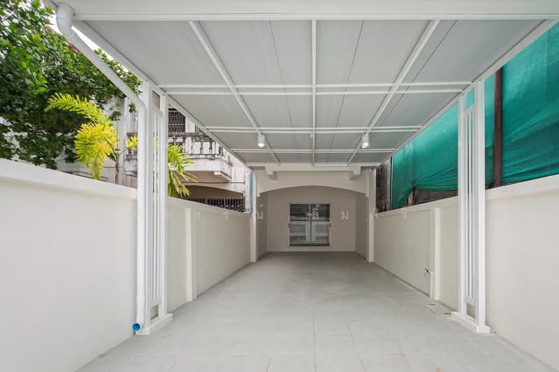 Baan Lanthog Tiwanon-Pak Kret 27 : บ้านลานทอง ติวานนท์-ปากเกร็ด 27, นนทบุรี, ถนนติวานนท์, บางพูด, ปากเกร็ด, นนทบุรี, 160 ตร.ม., ทาวน์เฮ้าส์ ขาย, โดย นันณภัชสรณ์ ลิ้มศิริวัฒน์, 500479848 - DDproperty.com