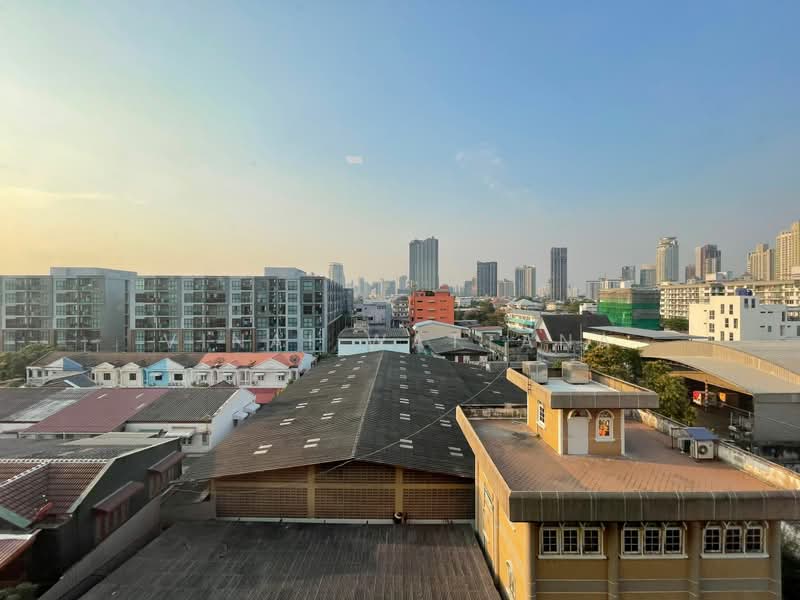 The Base Sukhumvit 50, Bangkok, Soi Roem Charoen 1, Sukhumvit 50 Road, Phra Kanong, Khlong Toei, Bangkok, 1 Bedroom, 38 sqm, Condo For Rent, by Vinai Wattana, 500479851 - DDproperty.com