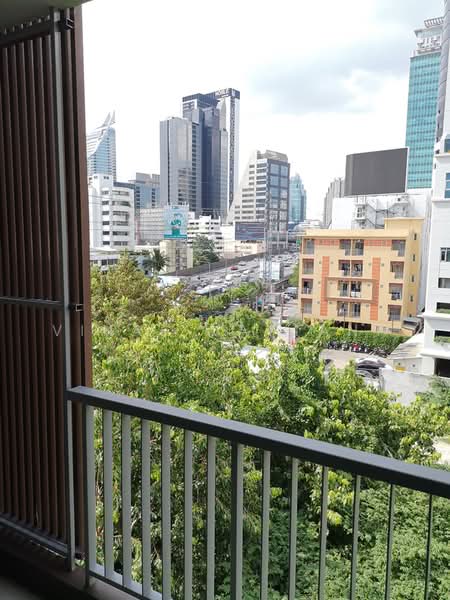 Focus Ploenchit, Bangkok, Soi Sukhumvit 2, Khlong Toei, Bangkok, 1 Bedroom, 48 sqm, Condo For Rent, by Vinai Wattana, 500479862 - DDproperty.com