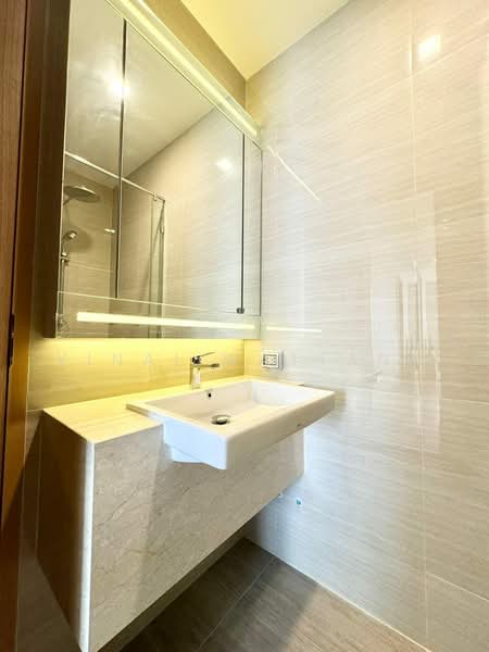 Noble BE33, Bangkok, 19 Soi Sukhumvit 33, Khlong Tan Nua, Watthana, Bangkok, 3 Bedrooms, 76 sqm, Condo For Rent, by Vinai Wattana, 500479864 - DDproperty.com