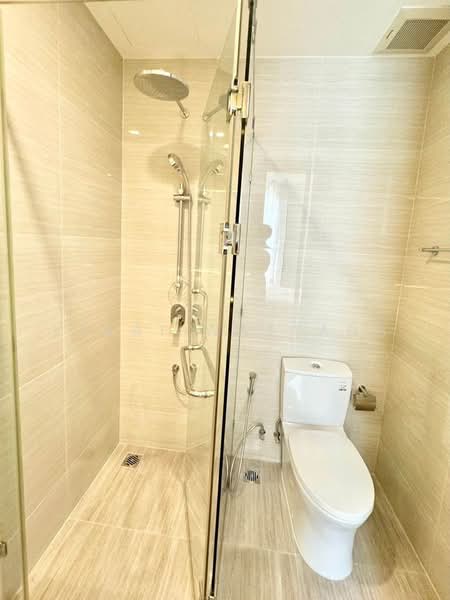 Noble BE33, Bangkok, 19 Soi Sukhumvit 33, Khlong Tan Nua, Watthana, Bangkok, 2 Bedrooms, 59 sqm, Condo For Rent, by Vinai Wattana, 500479867 - DDproperty.com
