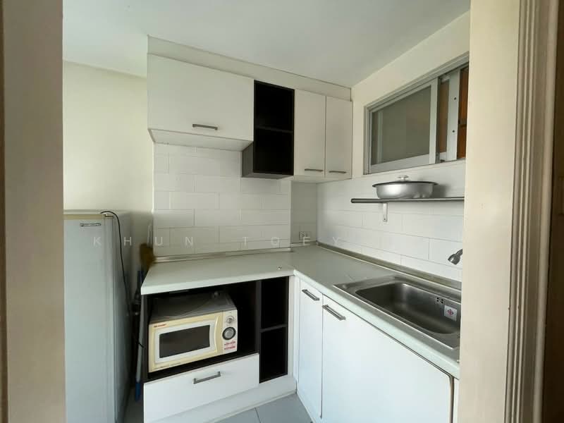 Lumpini Ville Sukhumvit 77, Bangkok, Sukhumvit 77 Road, Suan Luang, Bangkok, Studio, 30 sqm, Condo For Sale, by Khun Toey เตย, 500479907 - DDproperty.com
