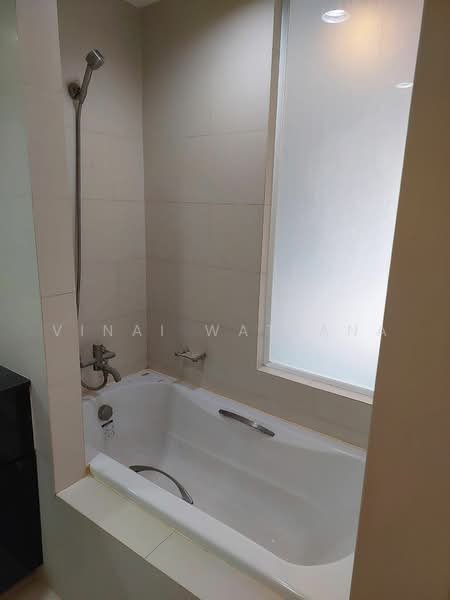 IDEO Blucove Sathorn, Bangkok, 11 Soi Saraphi 3, Krungthonburi Road, Khlong Ton Sai, Khlong San, Bangkok, 2 Bedrooms, 69 sqm, Condo For Rent, by Vinai Wattana, 500479932 - DDproperty.com