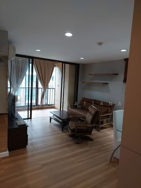 IDEO Blucove Sathorn, Bangkok, 11 Soi Saraphi 3, Krungthonburi Road, Khlong Ton Sai, Khlong San, Bangkok, 2 Bedrooms, 69 sqm, Condo For Rent, by Vinai Wattana, 500479932 - DDproperty.com