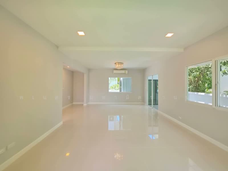 Perfect Place Ratchapruk, Nonthaburi, Ratchapruek Road, Bang Rak Noi, Muang Nonthaburi, Nonthaburi, 3 Bedrooms, 170 sqm, Single Detached House For Sale, by พเนตร มหามิตรานนท์, 500479935 - DDproperty.com