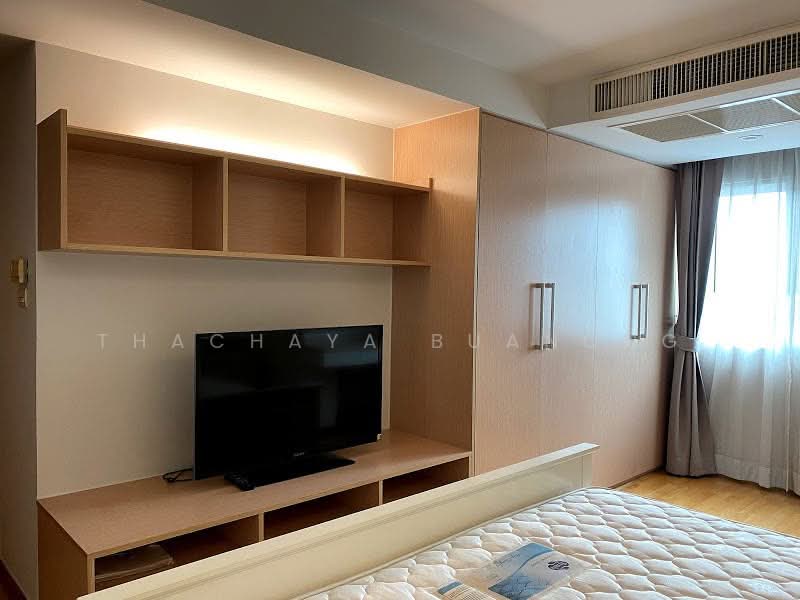 Le Luk Condominium, Bangkok, 1599 291 Sukhumvit Rd, Phra Kanong Nua, Watthana, Bangkok, 3 Bedrooms, 99 sqm, Condo For Rent, by Thachaya Buanong, 500480006 - DDproperty.com