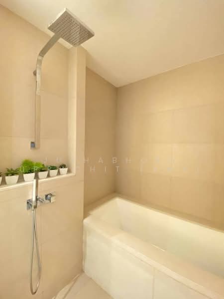 The River by Raimon Land, Bangkok, Soi Charoen Nakorn 13, Charoen Nakorn Road, Khlong Ton Sai, Khlong San, Bangkok, 1 Bedroom, 62 sqm, Condo For Rent, by Juthabhorn Uppachit (Amy), 500480040 - DDproperty.com