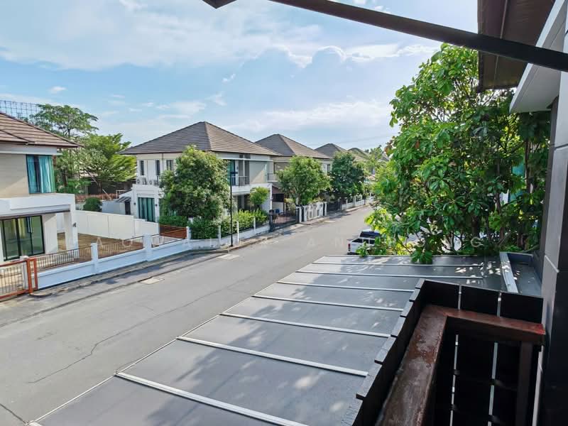 Lake View Park Bangna : เลควิว พาร์ค บางนา, กรุงเทพ, 454 ถนนกาญจนาภิเษก, ดอกไม้, ประเวศ, กรุงเทพ, 200 ตร.ม., บ้านเดี่ยว ให้เช่า, โดย Saowaluk Anupong, 500480064 - DDproperty.com