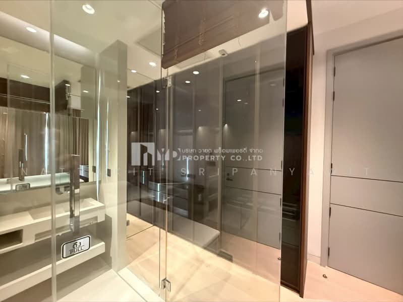 Vittorio 39, Bangkok, 8 Sukhumvit, Khlong Tan Nua, Watthana, Bangkok, 2 Bedrooms, 136 sqm, Condo For Sale, by Nattakit Sripanyawit, 500480065 - DDproperty.com