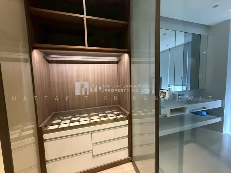 Vittorio 39, Bangkok, 8 Sukhumvit, Khlong Tan Nua, Watthana, Bangkok, 2 Bedrooms, 136 sqm, Condo For Sale, by Nattakit Sripanyawit, 500480065 - DDproperty.com