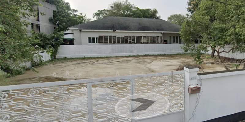 Land for Sale in Ekkamai Soi 10, Bangkok, Khlong Tan Nua, Watthana, Bangkok, , 452 sqm, Land For Sale, by Lalita Sriploy, 500480091 - DDproperty.com