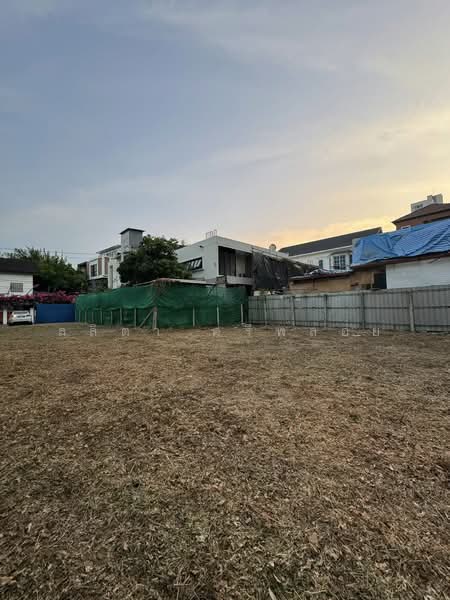 Land for Sale Rama 4 Road Soi Farm Watthana (Kluay Nam Thai), Bangkok, Phra Kanong, Khlong Toei, Bangkok, , 424 sqm, Land For Sale, by Lalita Sriploy, 500480097 - DDproperty.com