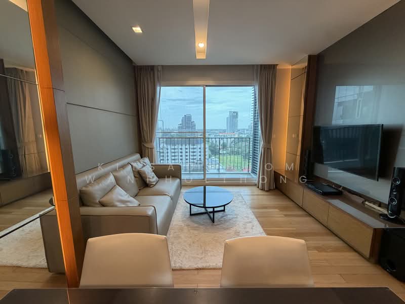 Siri At Sukhumvit, Bangkok, 902 Sukhumvit Road, Phra Kanong, Khlong Toei, Bangkok, 2 Bedrooms, 70 sqm, Condo For Rent, by Kitsadapoom Wanpholthong, 500480101 - DDproperty.com
