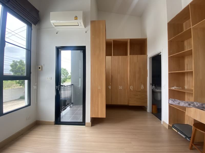 Chewa Home Wongwaen-Lamlukka : ชีวาโฮม วงแหวน-ลำลูกกา, ปทุมธานี, ถนนไสวประชาราษฎร์, ลาดสวาย, ลำลูกกา, ปทุมธานี, 115 ตร.ม., ทาวน์เฮ้าส์ ขาย, โดย พิมพ์ภัทรา แจ่มอุลิตรัตน, 500480104 - DDproperty.com