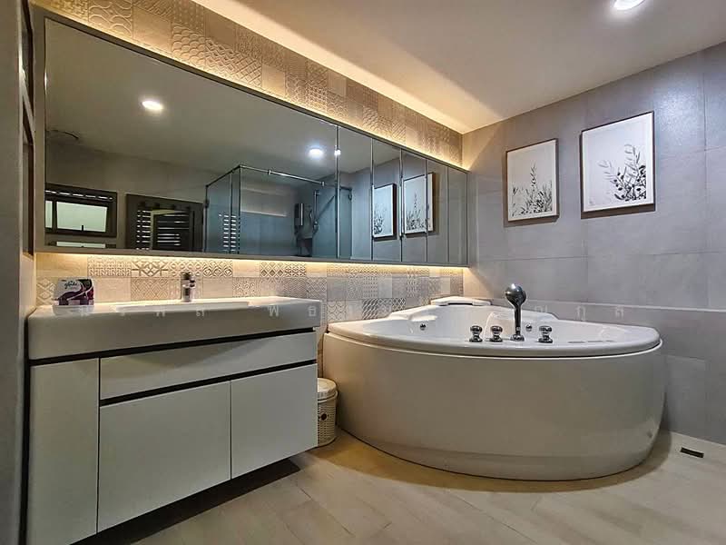 House for rent Lasalle 55 bNear Bangkok Patana school, Bangkok, ลาซาล, Bang Na Tai, Bang Na, Bangkok, 4 Bedrooms, 350 sqm, Single Detached House For Rent, by นวพล พิธานวรรณกุล, 500480115 - DDproperty.com