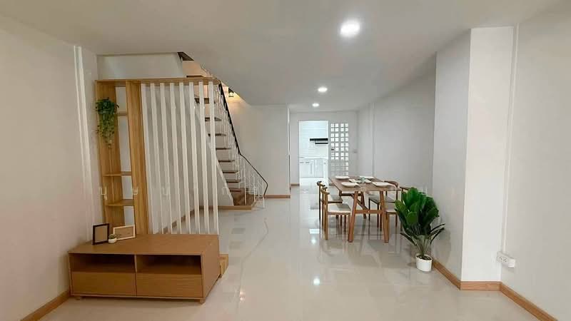หมู่บ้านเจษฎา 2 พหลโยธินซอย 48 บางเขน สายไหม ใกล้ BTS สถานีสายหยุด ใกล้ โลตัส หลักสี่, กรุงเทพ, พหลโยธิน, อนุสาวรีย์, บางเขน, กรุงเทพ, 110 ตร.ม., ทาวน์เฮ้าส์ ขาย, โดย บุษบากร (เจี๊ยบ), 500480151 - DDproperty.com