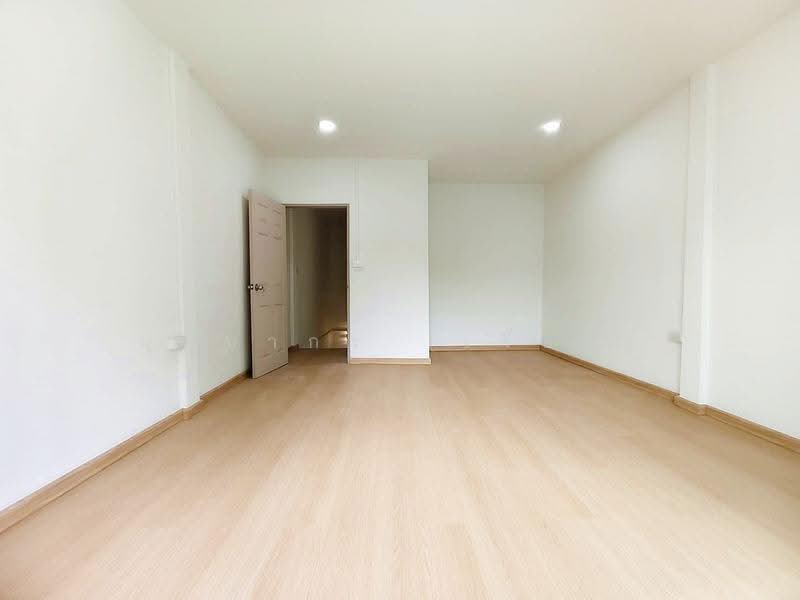 หมู่บ้านเจษฎา 2 พหลโยธินซอย 48 บางเขน สายไหม ใกล้ BTS สถานีสายหยุด ใกล้ โลตัส หลักสี่, Bangkok, พหลโยธิน, Anusaowari, Bang Khen, Bangkok, 2 Bedrooms, 110 sqm, Townhouse For Sale, by บุษบากร (เจี๊ยบ), 500480151 - DDproperty.com
