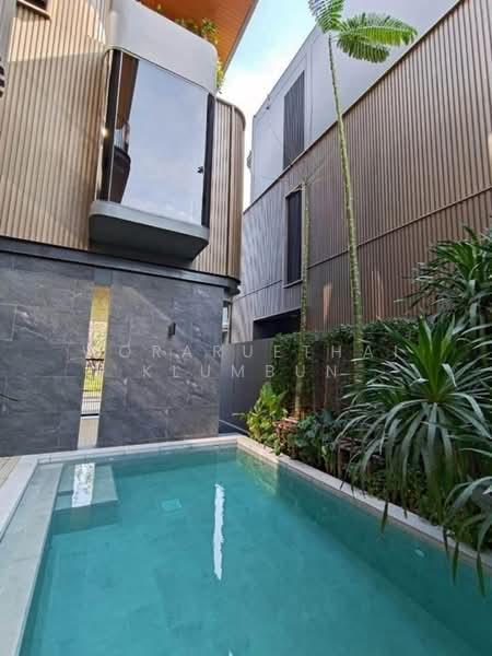 BuGaan Rama 9-Meng Jai, Bangkok, Soi Sahakanpramoon, Wang Thonglang, Bangkok, 5 Bedrooms, 522 sqm, Single Detached House For Rent, by Woraruethai Klumbun, 500480157 - DDproperty.com