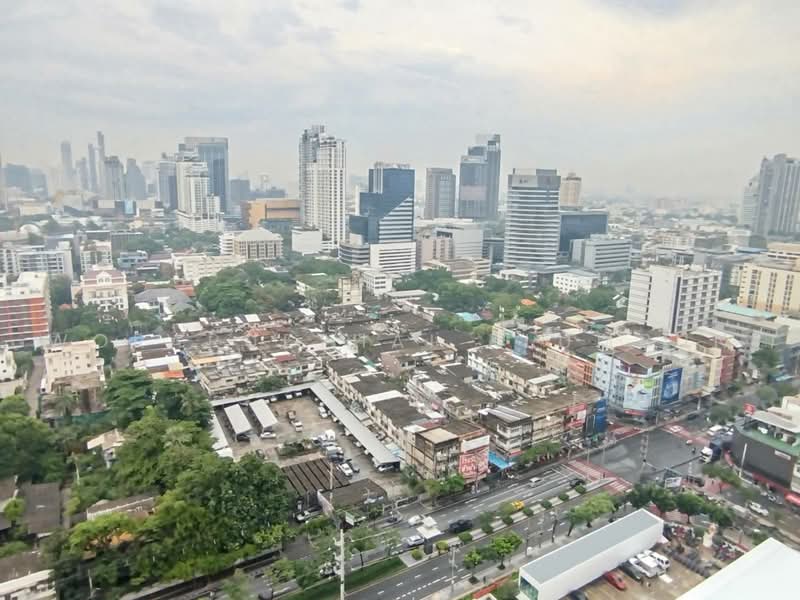 Lumpini Place Rama 4-Kluaynamthai, Bangkok, 4004 Rama 4 Road, Phra Kanong, Khlong Toei, Bangkok, 1 Bedroom, 28 sqm, Condo For Sale, by Woraruethai Klumbun, 500480180 - DDproperty.com