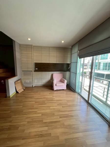 ให้เช่าทาวน์โฮมลาดพร้าว21 ติดรถไฟฟ้าBTS, Bangkok, Lat Phrao, Bangkok, 3 Bedrooms, 220 sqm, Townhouse For Rent, by ทัณฑิกา แก้วปู่วัด, 500480204 - DDproperty.com