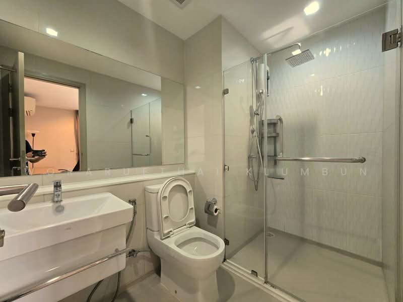 Life Ladprao, Bangkok, 992 Ladprao Road, Jom Phon, Chatuchak, Bangkok, 2 Bedrooms, 49 sqm, Condo For Sale, by Woraruethai Klumbun, 500480212 - DDproperty.com