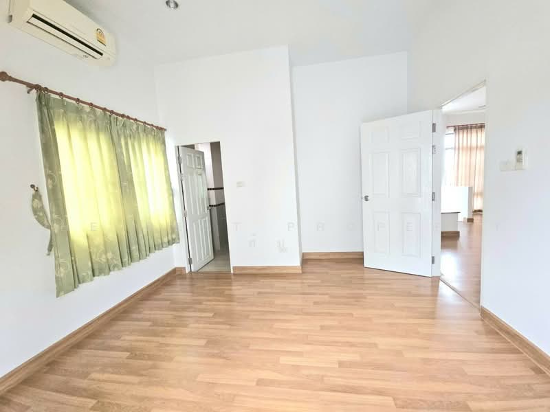 วราศิริเพลส ชลบุรี (Warasiri Place), Chon Buri (Pattaya), Samed, Muang Chon Buri, Chon Buri (Pattaya), 4 Bedrooms, 150 sqm, Single Detached House For Sale, by The Best Property ส้ม, 500480218 - DDproperty.com