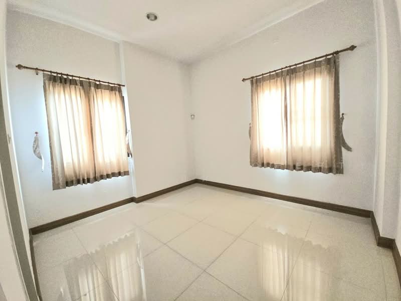 วราศิริเพลส ชลบุรี (Warasiri Place), Chon Buri (Pattaya), Samed, Muang Chon Buri, Chon Buri (Pattaya), 4 Bedrooms, 150 sqm, Single Detached House For Sale, by The Best Property ส้ม, 500480218 - DDproperty.com