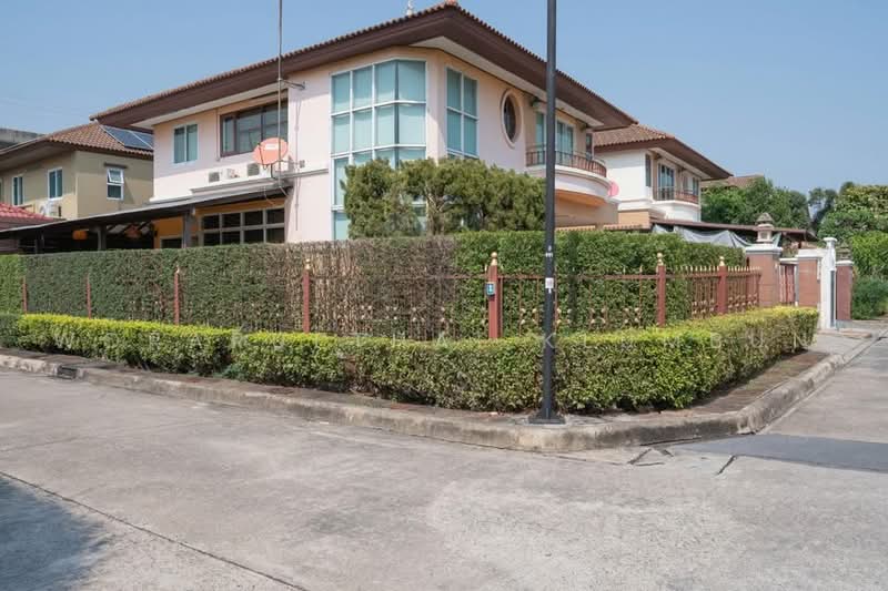 undefined, Bangkok, Lat Krabang, Bangkok, 3 Bedrooms, 263 sqm, Single Detached House For Sale, by Woraruethai Klumbun, 500480227 - DDproperty.com