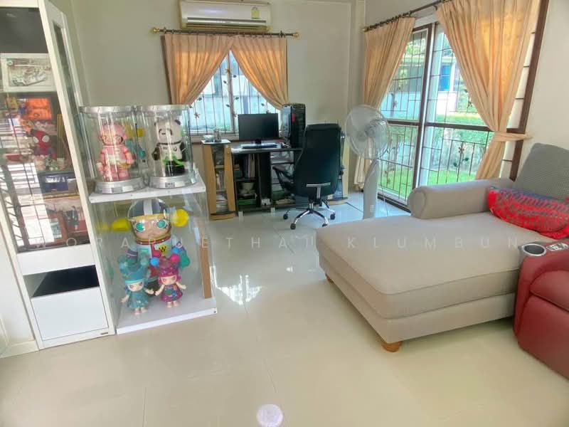 บ้าน 3-ห้องนอน, กรุงเทพ, มีนบุรี, กรุงเทพ, 204 ตร.ม., บ้านเดี่ยว ขาย, โดย Woraruethai Klumbun, 500480228 - DDproperty.com