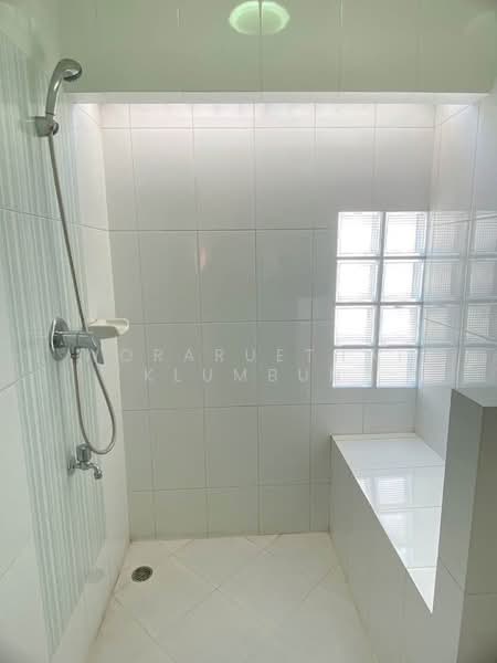 3-BR House, Bangkok, Min Buri, Bangkok, 3 Bedrooms, 204 sqm, Single Detached House For Sale, by Woraruethai Klumbun, 500480228 - DDproperty.com