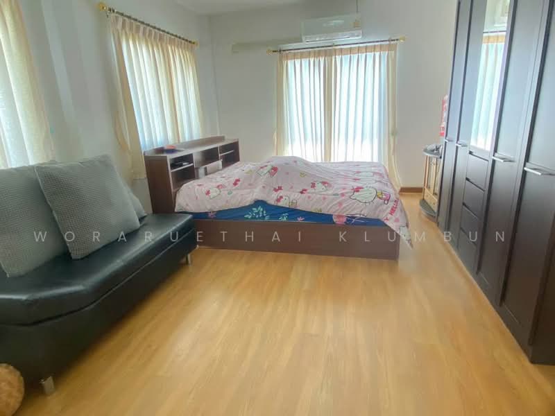 3-BR House, Bangkok, Min Buri, Bangkok, 3 Bedrooms, 204 sqm, Single Detached House For Sale, by Woraruethai Klumbun, 500480228 - DDproperty.com