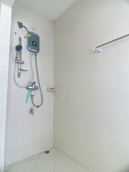 3-BR House, Bangkok, Min Buri, Bangkok, 3 Bedrooms, 204 sqm, Single Detached House For Sale, by Woraruethai Klumbun, 500480228 - DDproperty.com