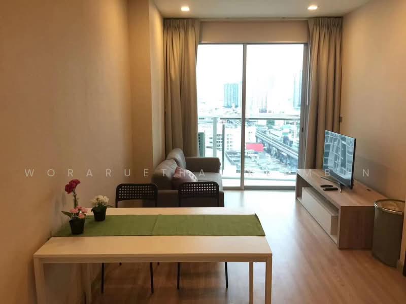 Sky Walk Residences, Bangkok, 1599 Sukhumvit Road, Phra Kanong Nua, Watthana, Bangkok, 2 Bedrooms, 60 sqm, Condo For Rent, by Woraruethai Klumbun, 500480234 - DDproperty.com