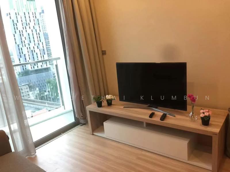 Sky Walk Residences, Bangkok, 1599 Sukhumvit Road, Phra Kanong Nua, Watthana, Bangkok, 2 Bedrooms, 60 sqm, Condo For Rent, by Woraruethai Klumbun, 500480234 - DDproperty.com