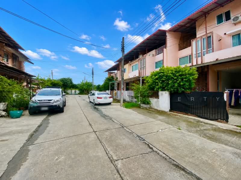 เมืองทองการ์เด้นท์ พัฒนาการ65, Bangkok, Prawet, Bangkok, 3 Bedrooms, 240 sqm, Townhouse For Sale, by The Best Property ภพ, 500480252 - DDproperty.com