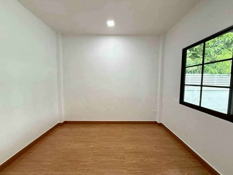 undefined, Bangkok, Sam Wa Tawan Ok, Khlong Sam Wa, Bangkok, 4 Bedrooms, 325 sqm, Single Detached House For Sale, by Woraruethai Klumbun, 500480253 - DDproperty.com