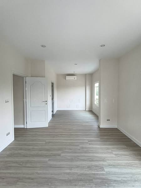 undefined, Bangkok, Sam Wa Tawan Tok, Khlong Sam Wa, Bangkok, 4 Bedrooms, 325 sqm, Single Detached House For Sale, by Woraruethai Klumbun, 500480254 - DDproperty.com