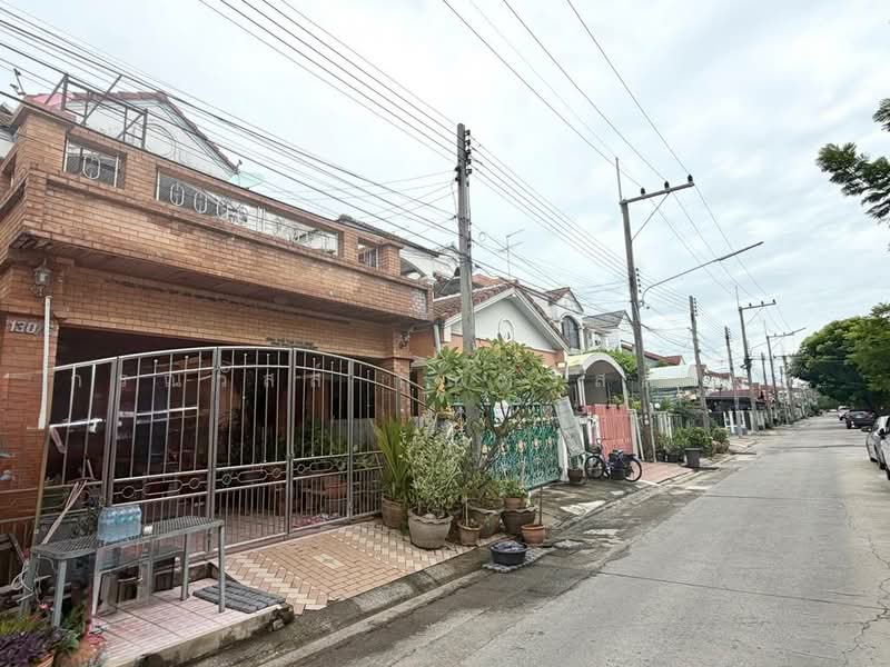 Nanthana Garden Rangsit, Pathum Thani, Soi Baan Klang, Ban Klang, Muang Pathum Thani, Pathum Thani, 3 Bedrooms, 90 sqm, Townhouse For Sale, by กรณวัสส์ กัณฑวัสส์วงส์, 500480273 - DDproperty.com
