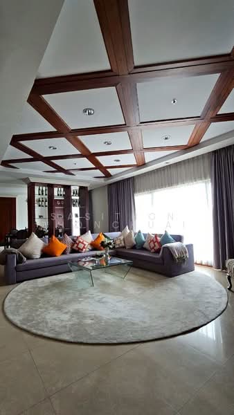 Royal Residence Park, Bangkok, 99 Royal Resident Park Lumphini, Lumphini, Pathum Wan, Bangkok, 5 Bedrooms, 385 sqm, Condo For Rent, by Sasithon Phonchuai, 500480299 - DDproperty.com