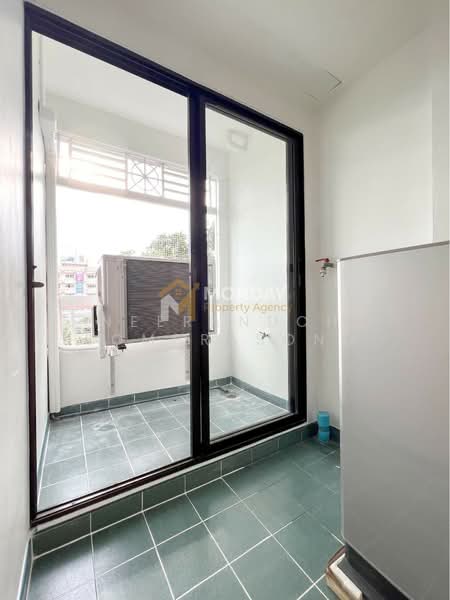 Lumpini Place Narathiwas 24 : ลุมพินี เพลส นราธิวาส 24, กรุงเทพ, ซ. สาธุประดิษฐ์ 19 แยก 3, ช่องนนทรี, ยานนาวา, กรุงเทพ, 35 ตร.ม., Condo ขาย, โดย Neeranuch Somprasong, 500480325 - DDproperty.com