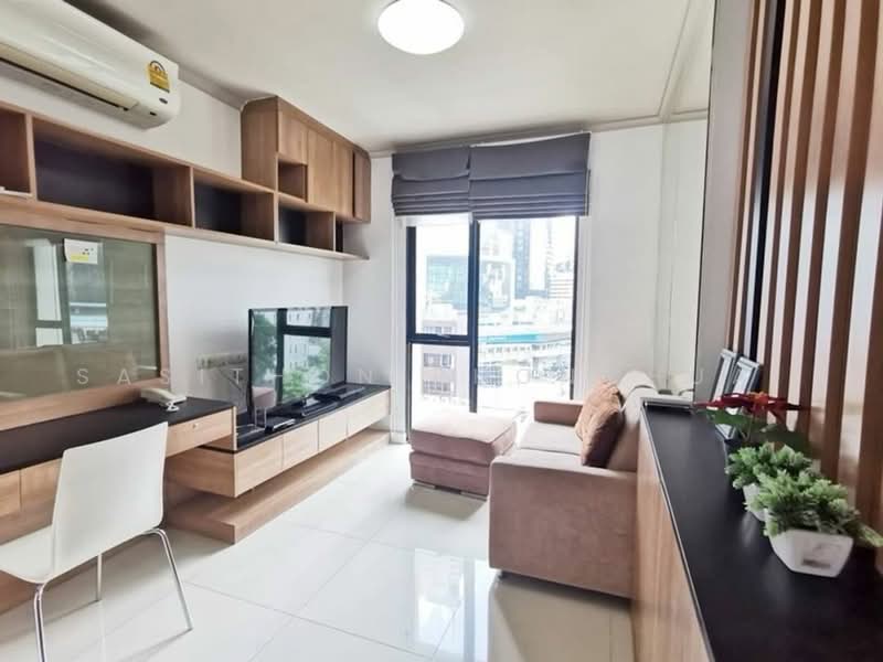 Le Cote Sukhumvit 14, Bangkok, Soi Sukhumvit 14, Khlong Toei, Bangkok, 1 Bedroom, 44 sqm, Condo For Sale, by Sasithon Phonchuai, 500480334 - DDproperty.com