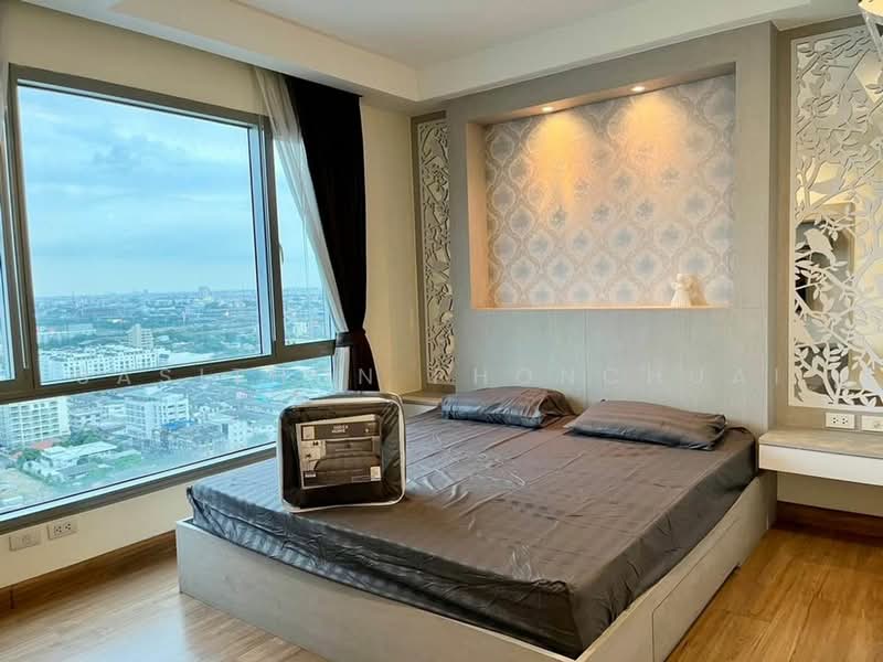 Thru Thonglor, Bangkok, Petchaburi Road, Bang Kapi, Huai Khwang, Bangkok, 2 Bedrooms, 62 sqm, Condo For Rent, by Sasithon Phonchuai, 500480349 - DDproperty.com