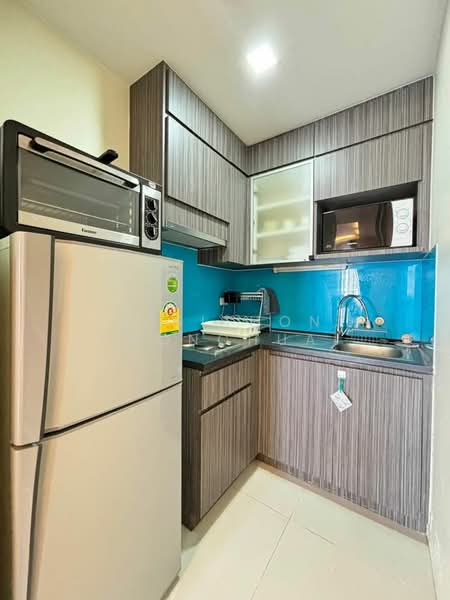 Thru Thonglor, Bangkok, Petchaburi Road, Bang Kapi, Huai Khwang, Bangkok, 2 Bedrooms, 62 sqm, Condo For Rent, by Sasithon Phonchuai, 500480349 - DDproperty.com
