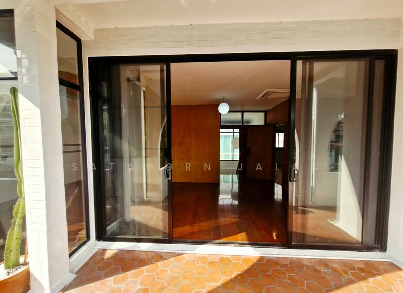 undefined, Bangkok, Khlong Tan Nua, Watthana, Bangkok, 2 Bedrooms, 132 sqm, Townhouse For Rent, by Sataporn Jalao, 500480351 - DDproperty.com
